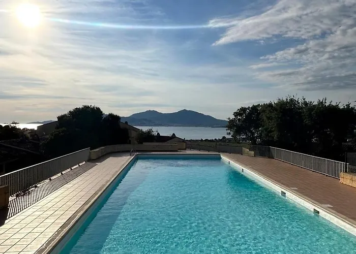 Au Centre De Porticcio アパート *